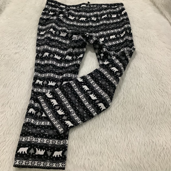 Old navy black Christmas lounge fleece pants size xxl - Picture 4 of 5